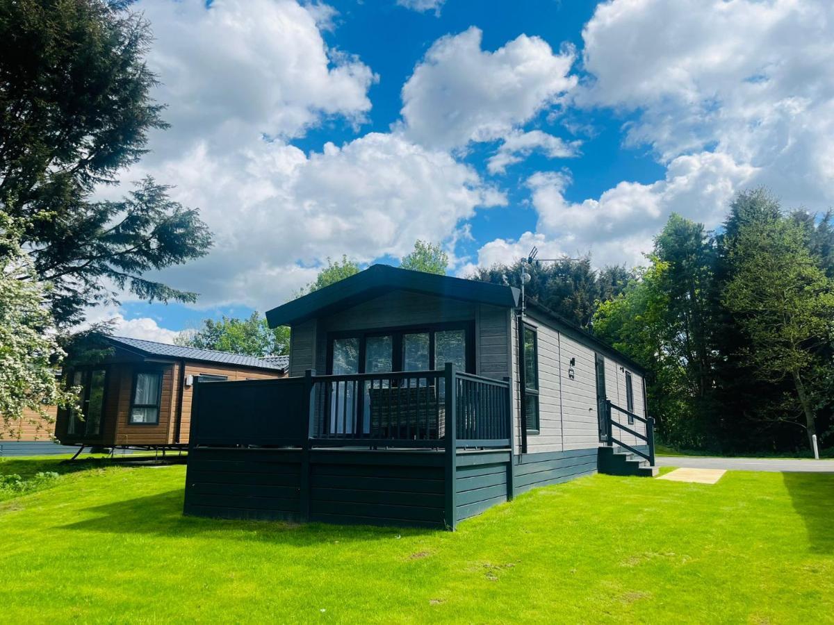 Holiday home Silver Wood With Hot Tub