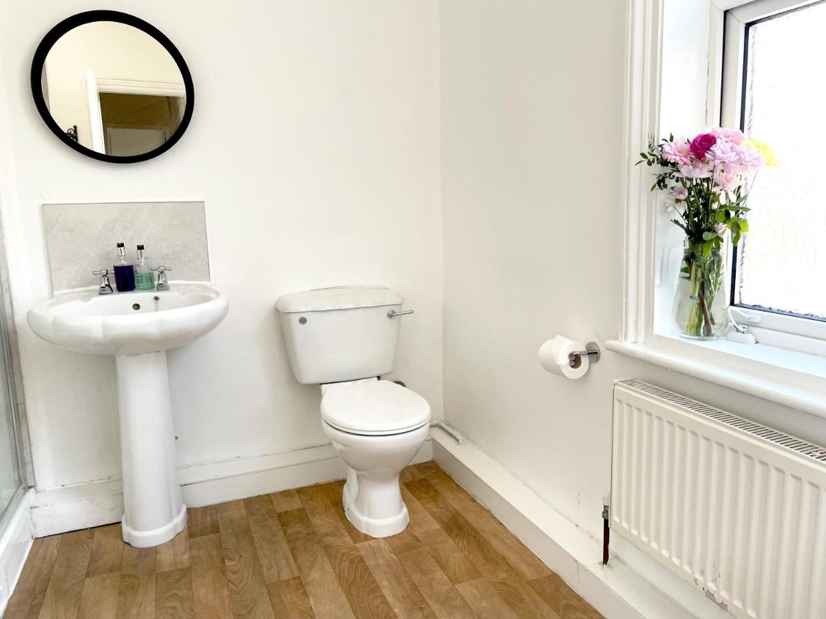 The Neville - Quaint Victorian With Free Parking * York