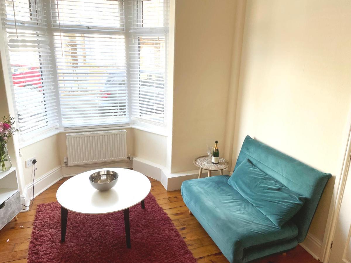 The Neville - Quaint Victorian With Free Parking * York
