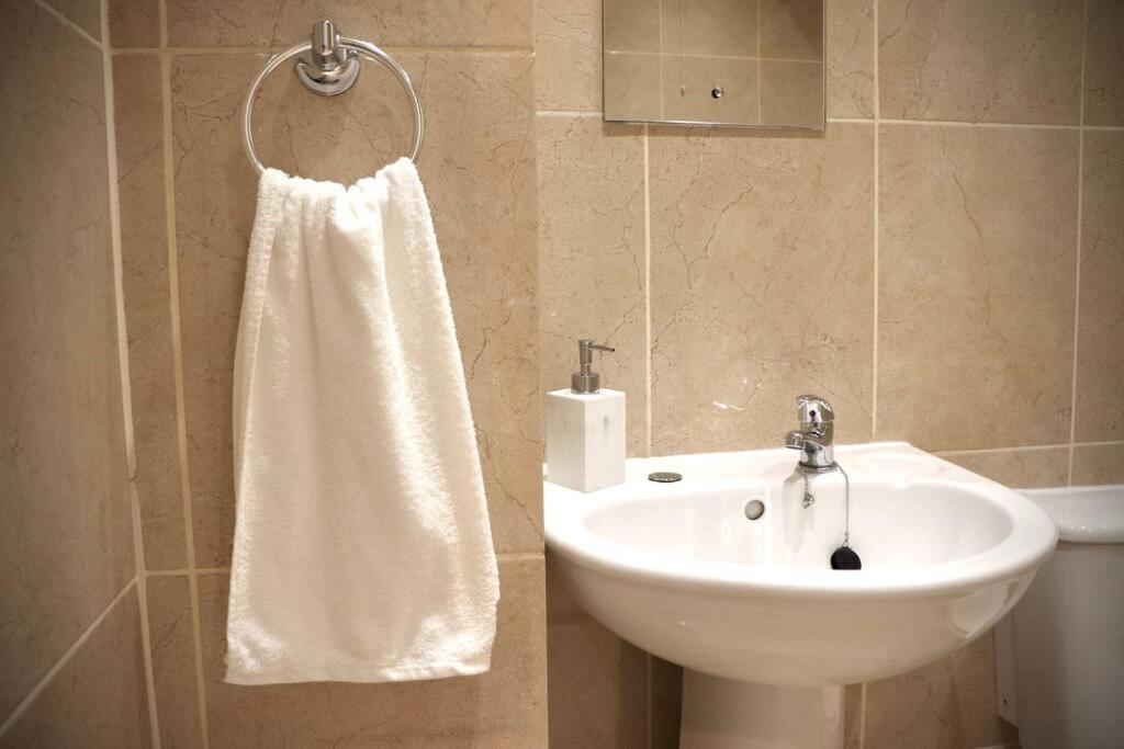 The Stuart - Spacious, Affordable, Centre