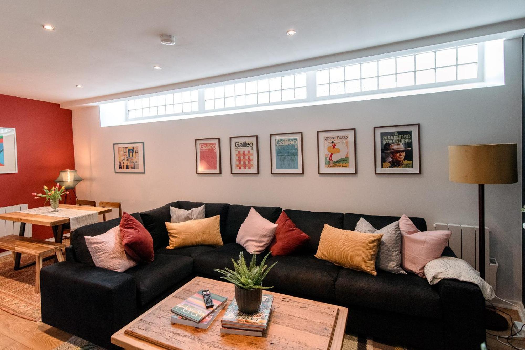 Apartment Unique, Stylish And Secluded Home, With Parking In The Heart Of Historic *