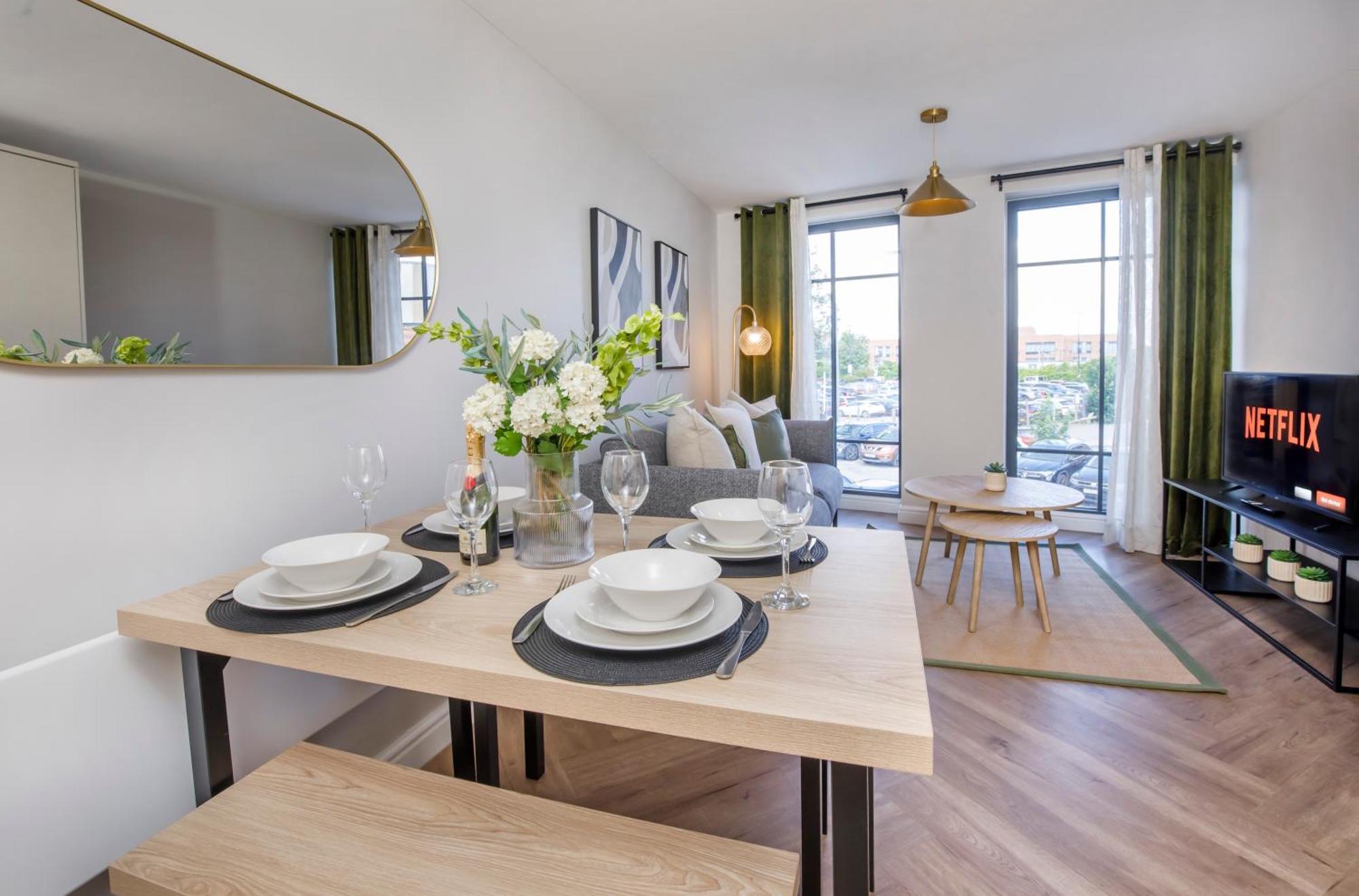 Apartment Crescent Court Modern And Luxurious York