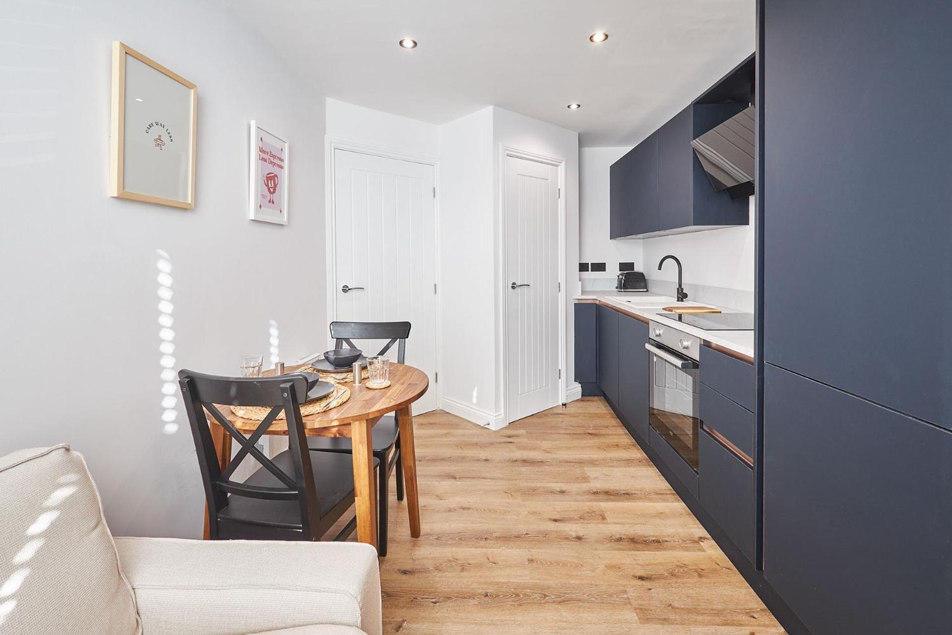 Apartment Host & - Fourth Avenue York