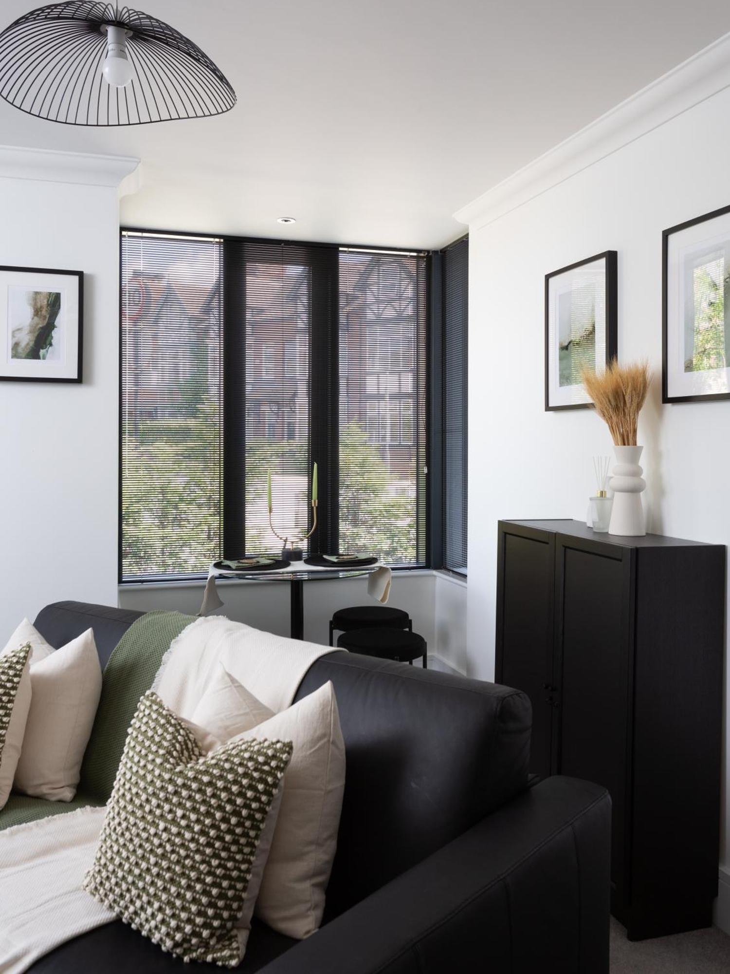 London Mews, Modern - Sleeps 4 Apartment York