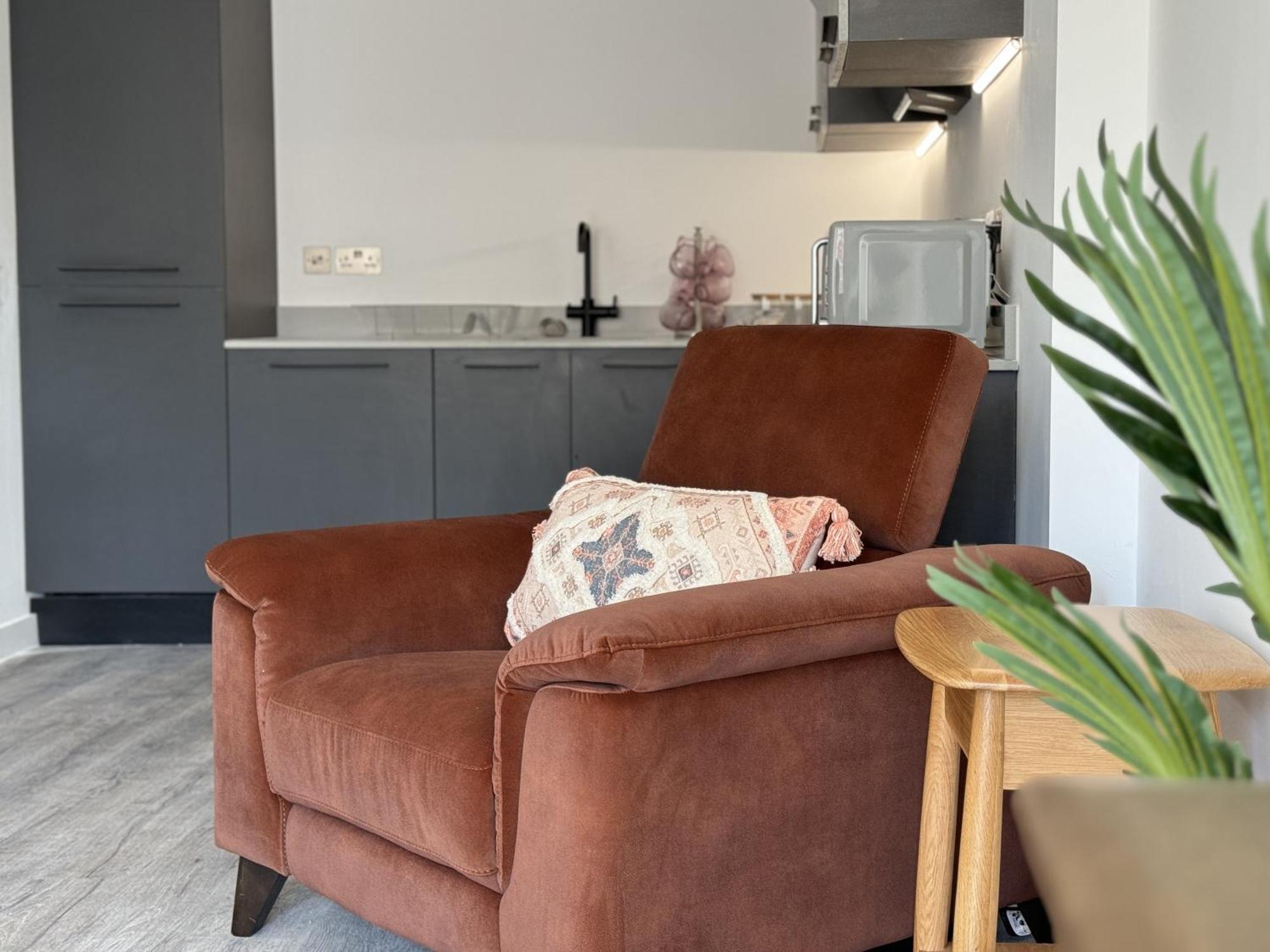 31 Citygate Apartment