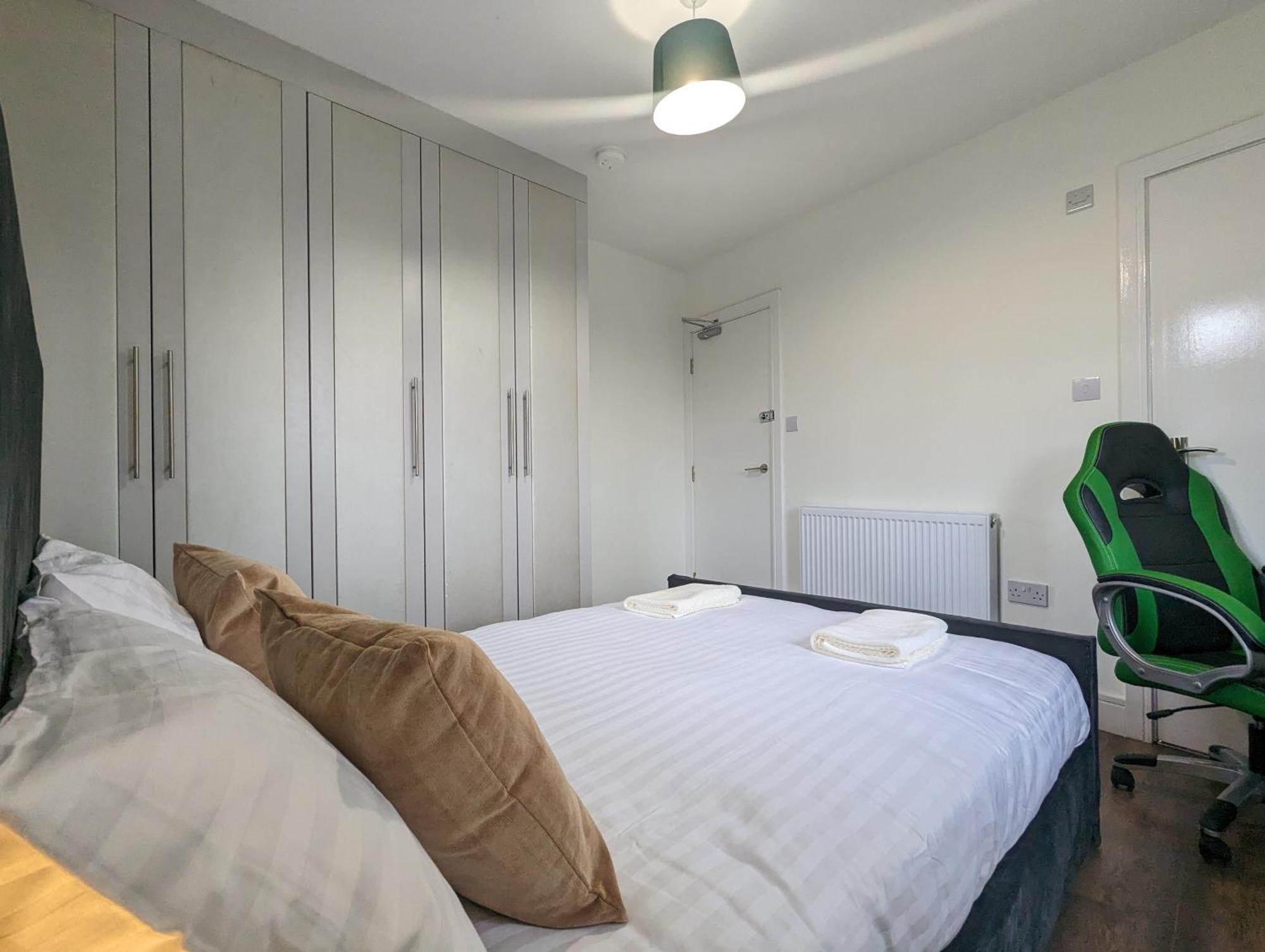 Holiday home Near City Centre Private Bath Free Parking York