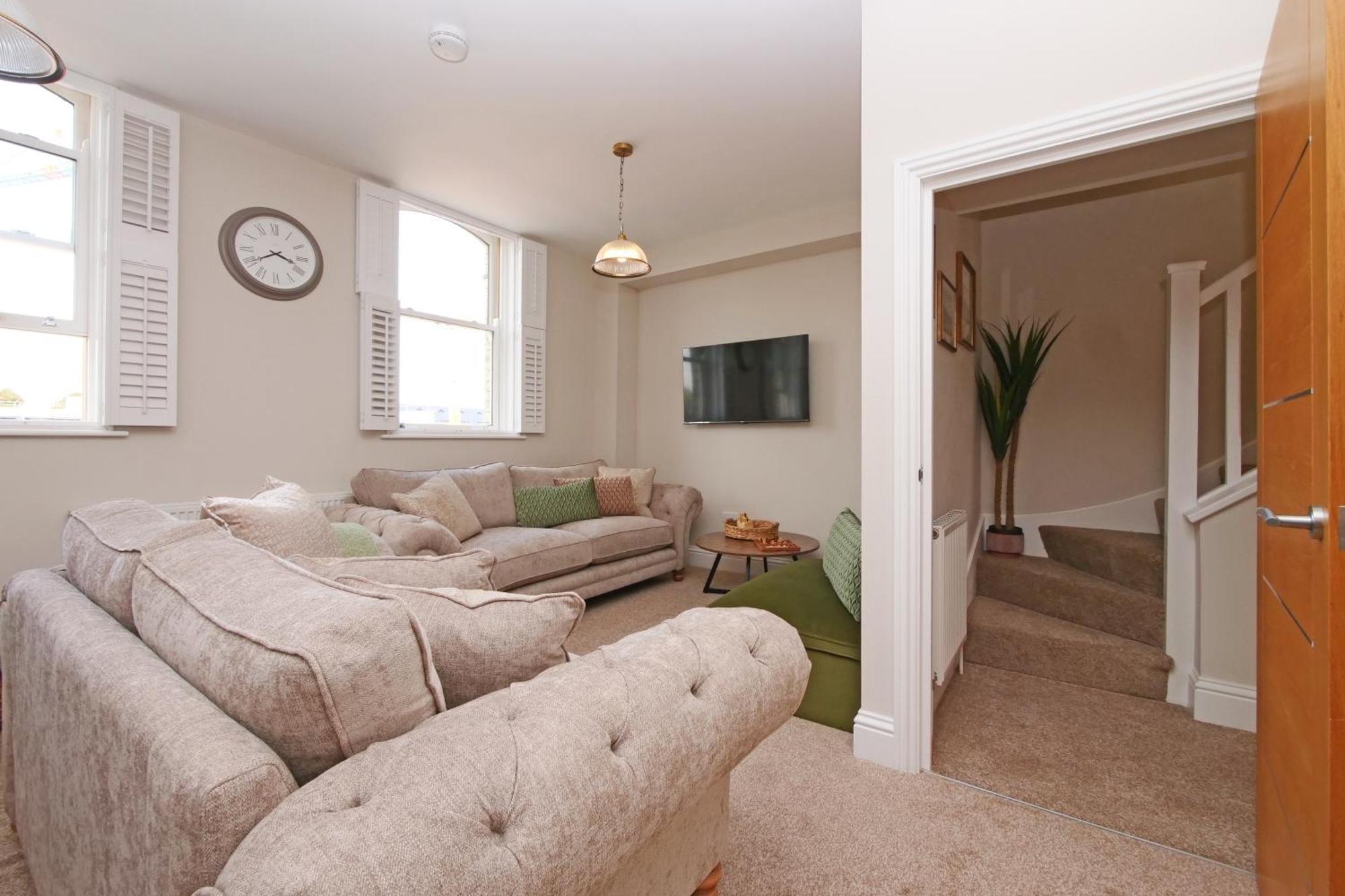Apartment 11 Bluebridge With Free Parking