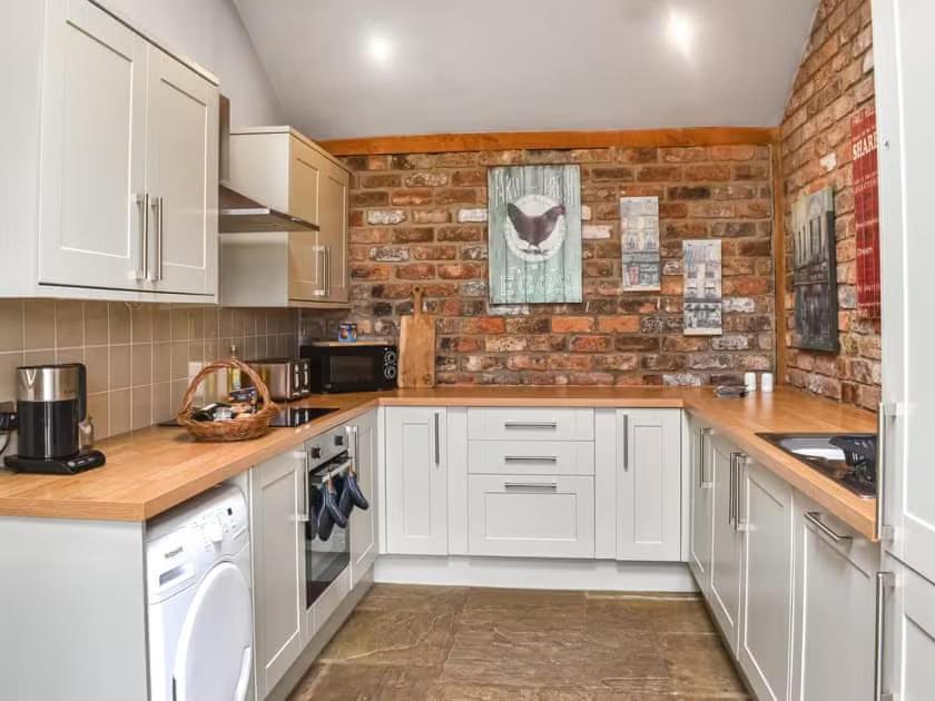 Granary With Hot Tub Holiday home