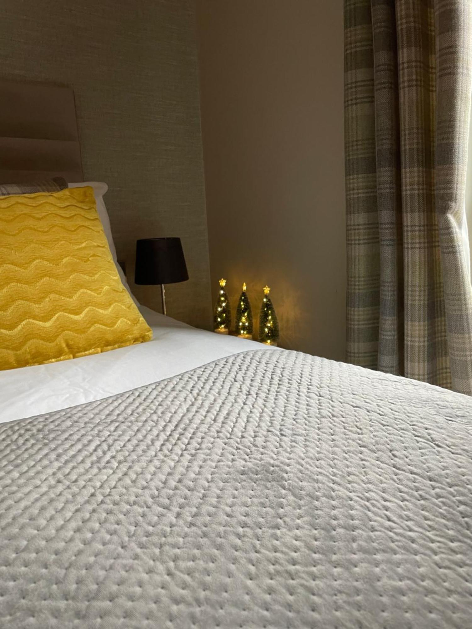 Staycation With Free Parking Apartment *