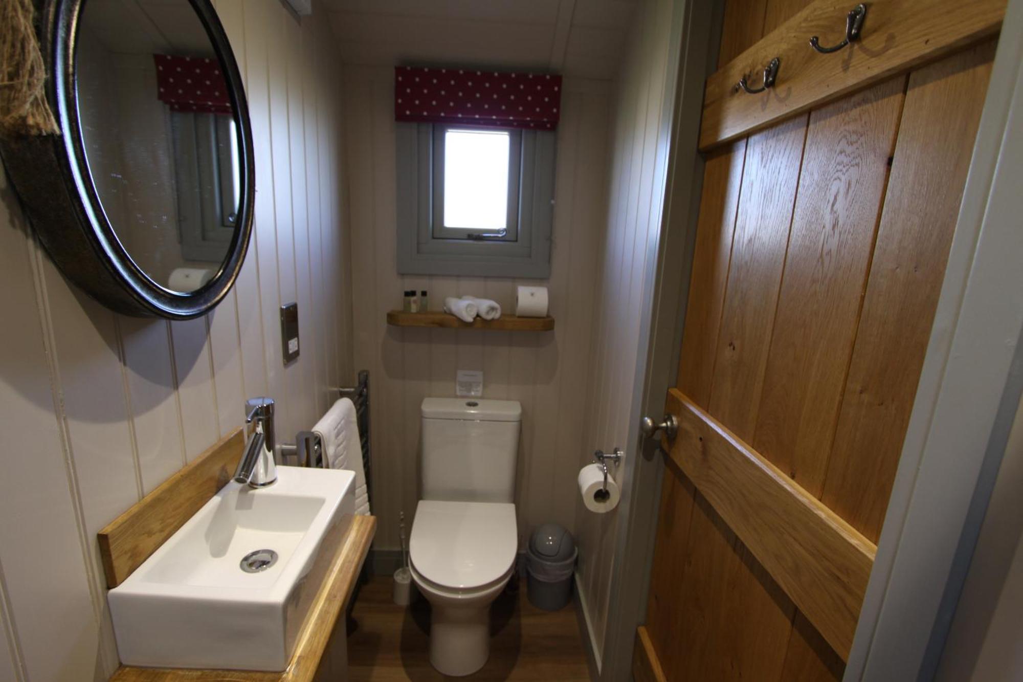Springwood Shepherd Huts Glamping Holiday home *