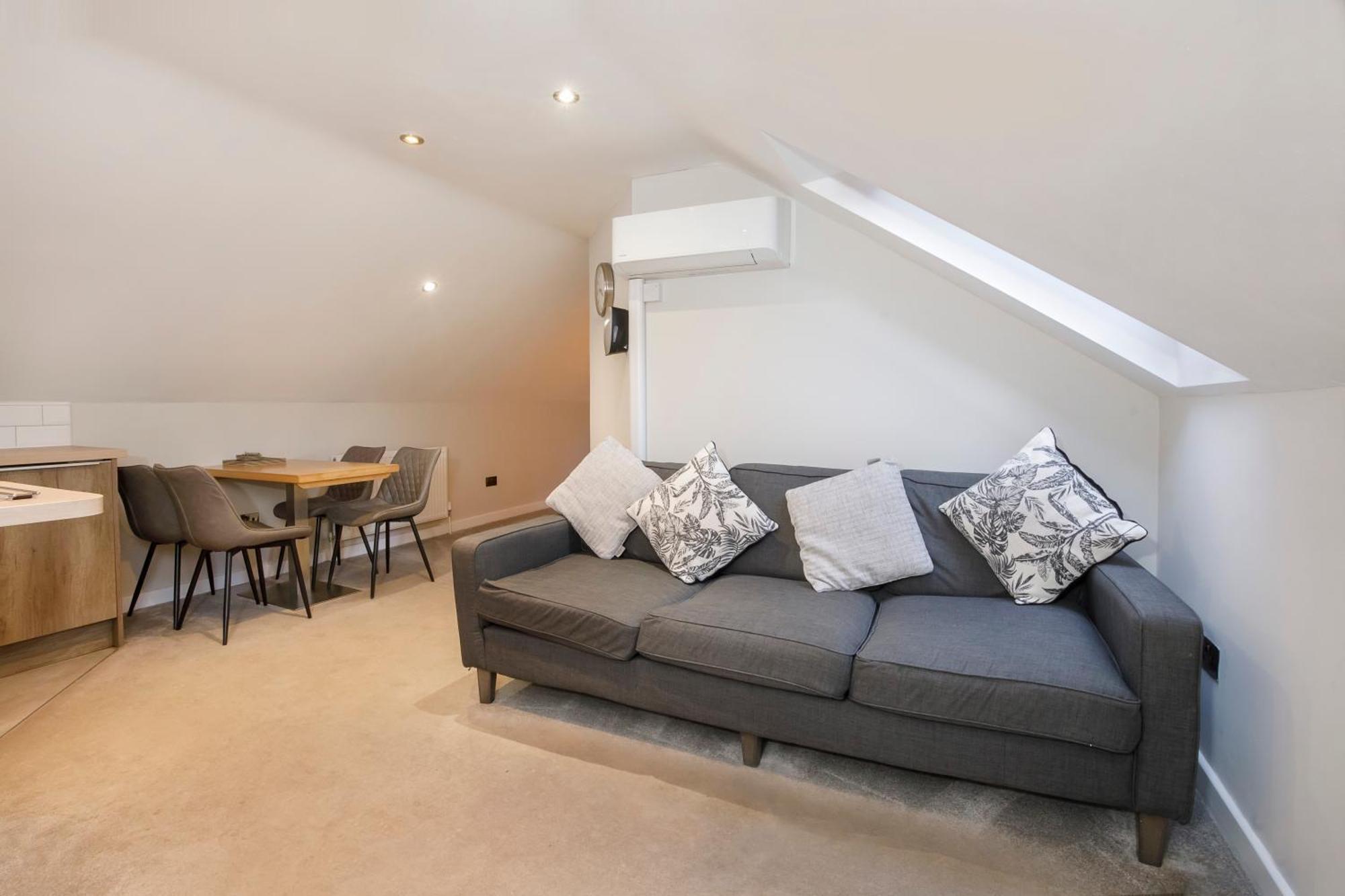 Apartment - Monkbar Mews