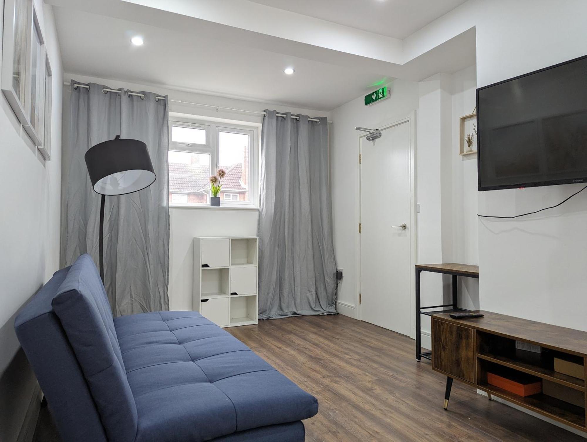 5 Ensuite Bedroom House Near Centre Free Parking Holiday home *