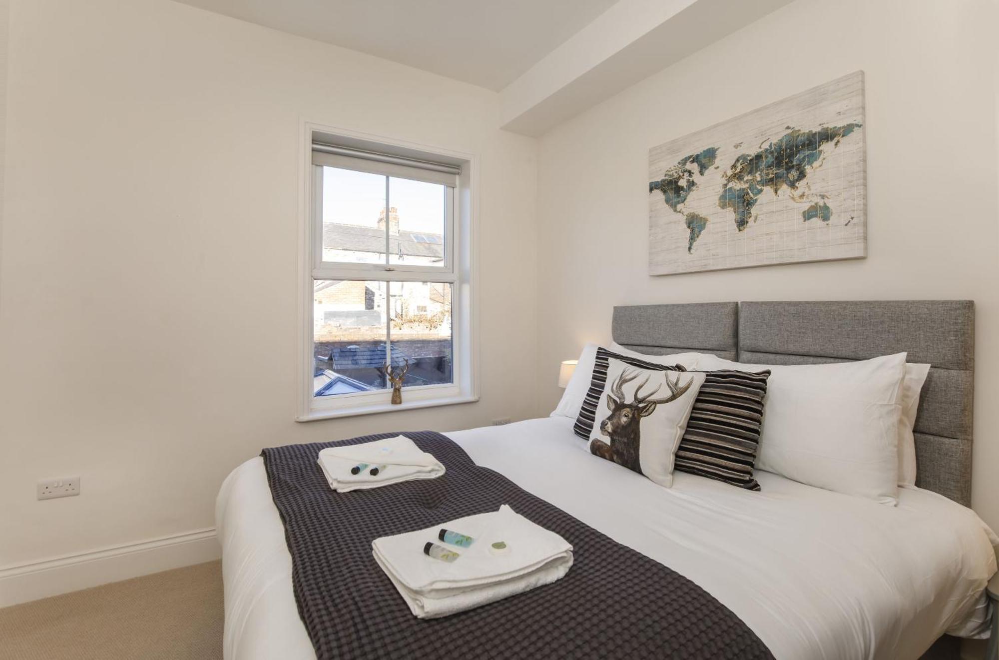 Modern 3 Bed Beautiful House In Holiday home York