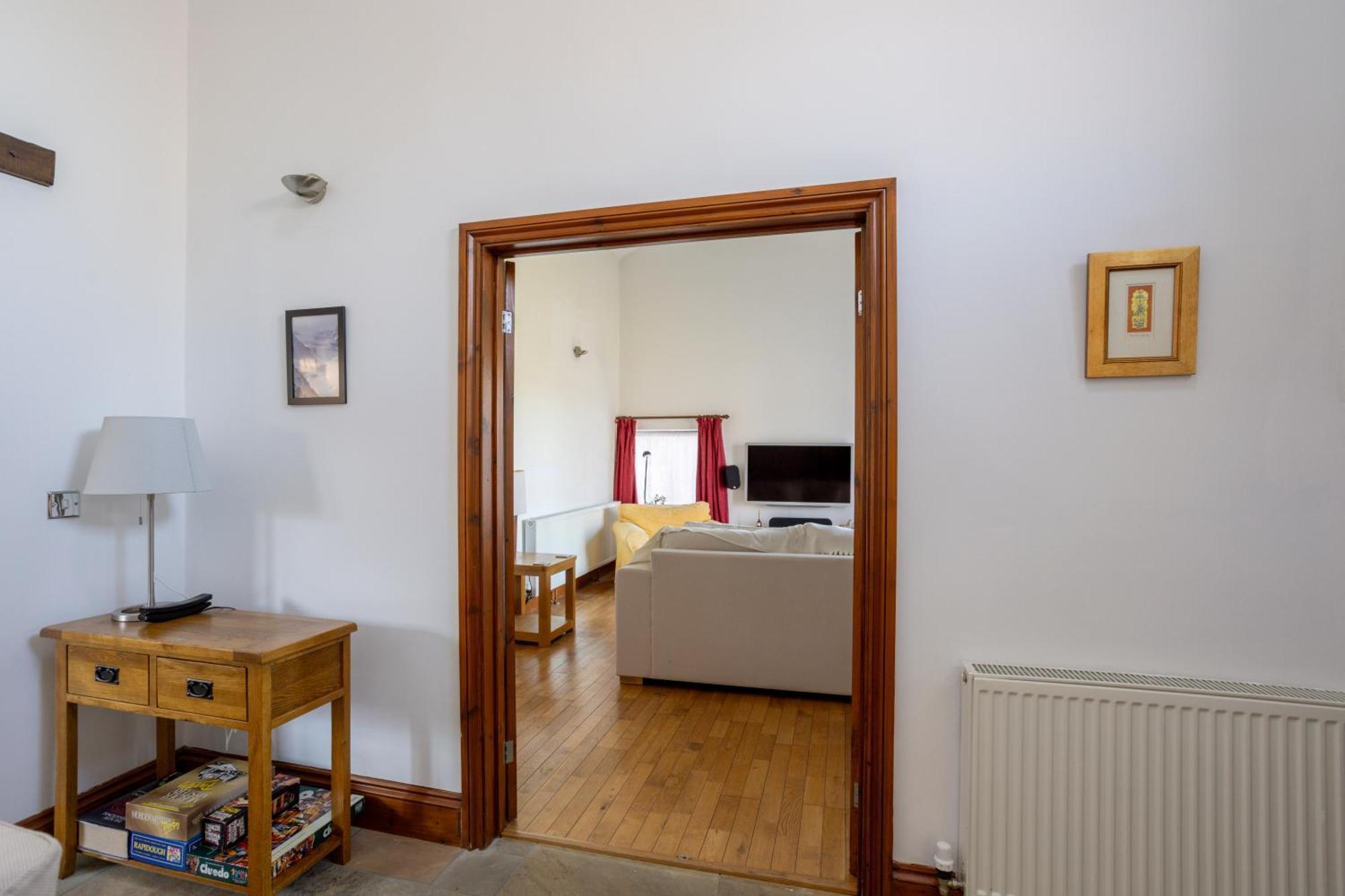 Isabella Place In - 3 Bed Property, 2 Double Beds, 1 Large Double Bed, Ideal For Families Apartment *
