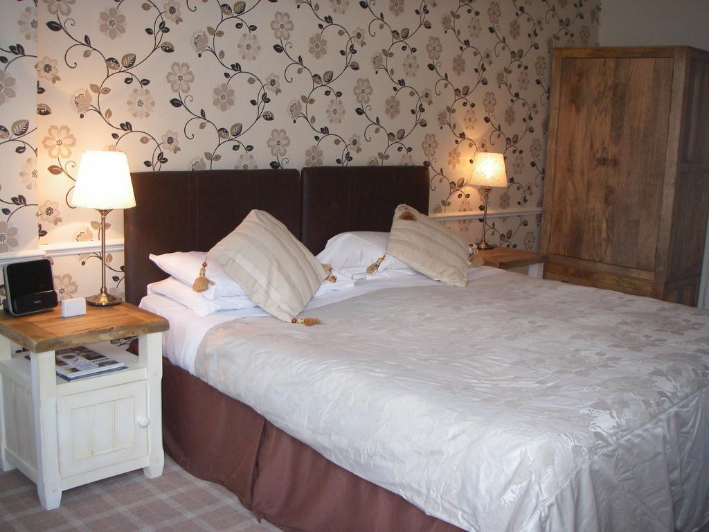 Knavesmire Manor And Leisure Hotel York
