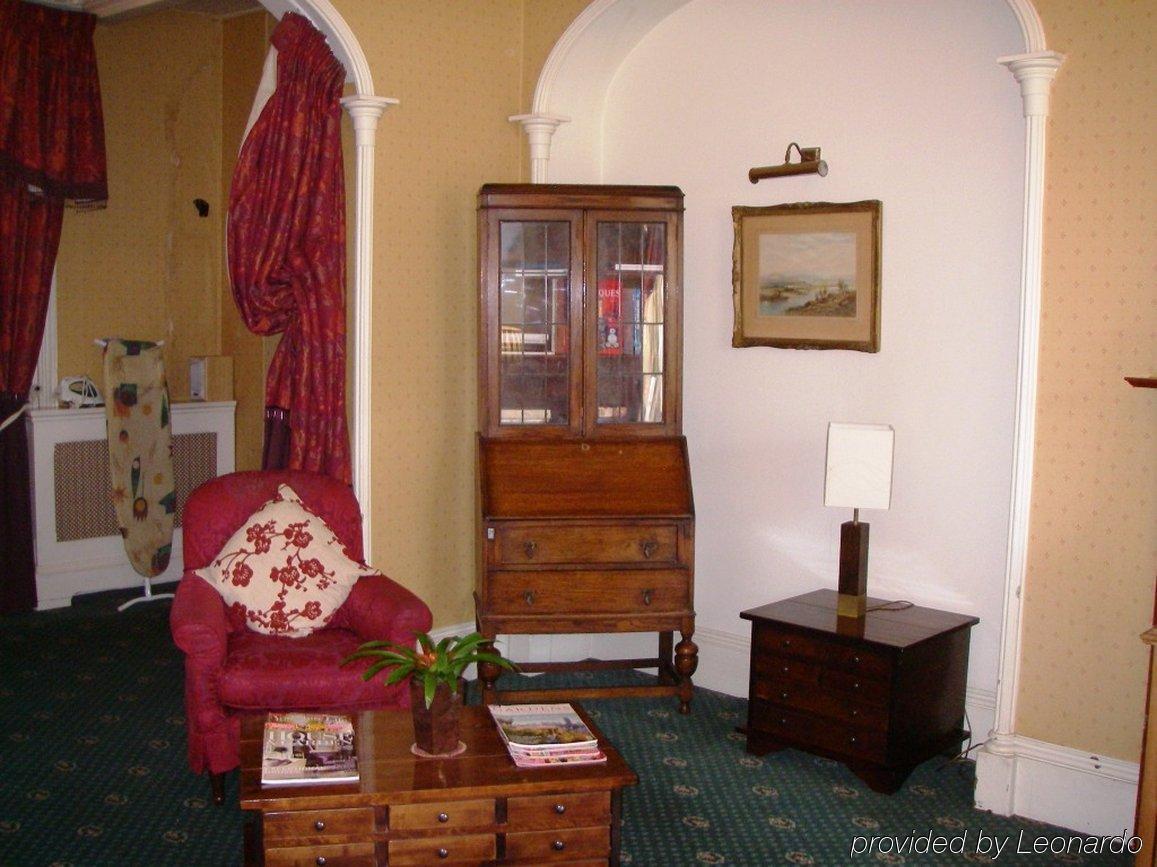 Knavesmire Manor And Leisure