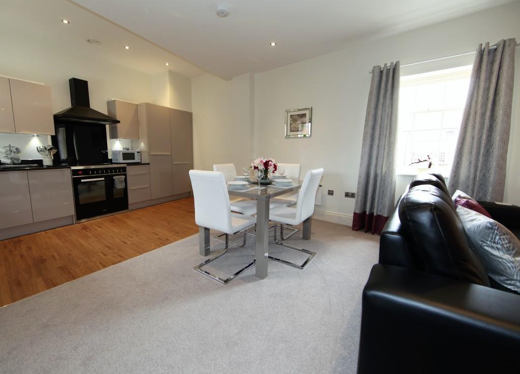 Hunter House Free Parking Onsite *