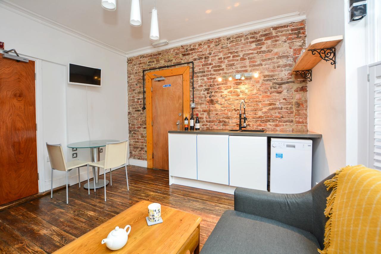 Apartment The Location- 1 Free Private Parking Space - 60 Second Walk 2 Minster!