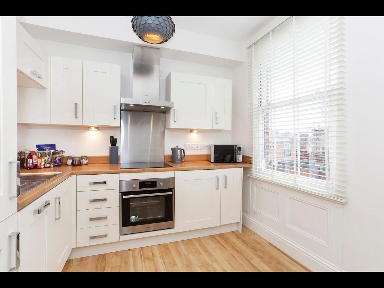 5 Blue Bridge Court Apartment York