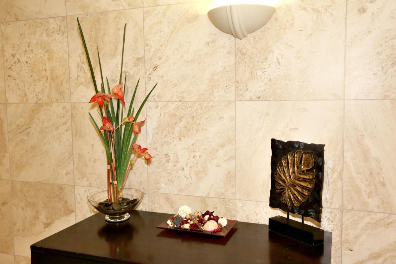 Apartment Emperors Wharf 2 Bedroom *