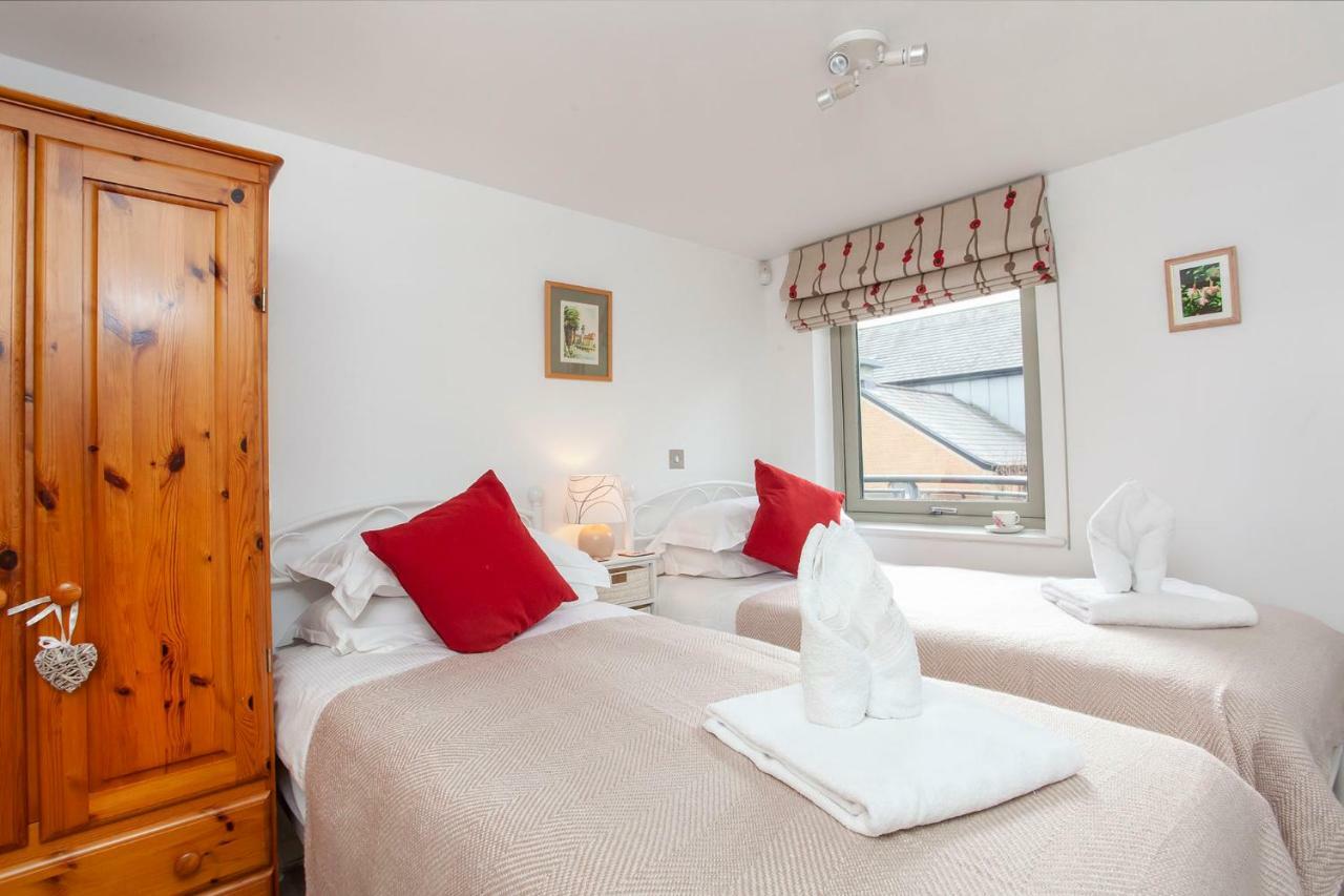 22 John Walker House Apartment *