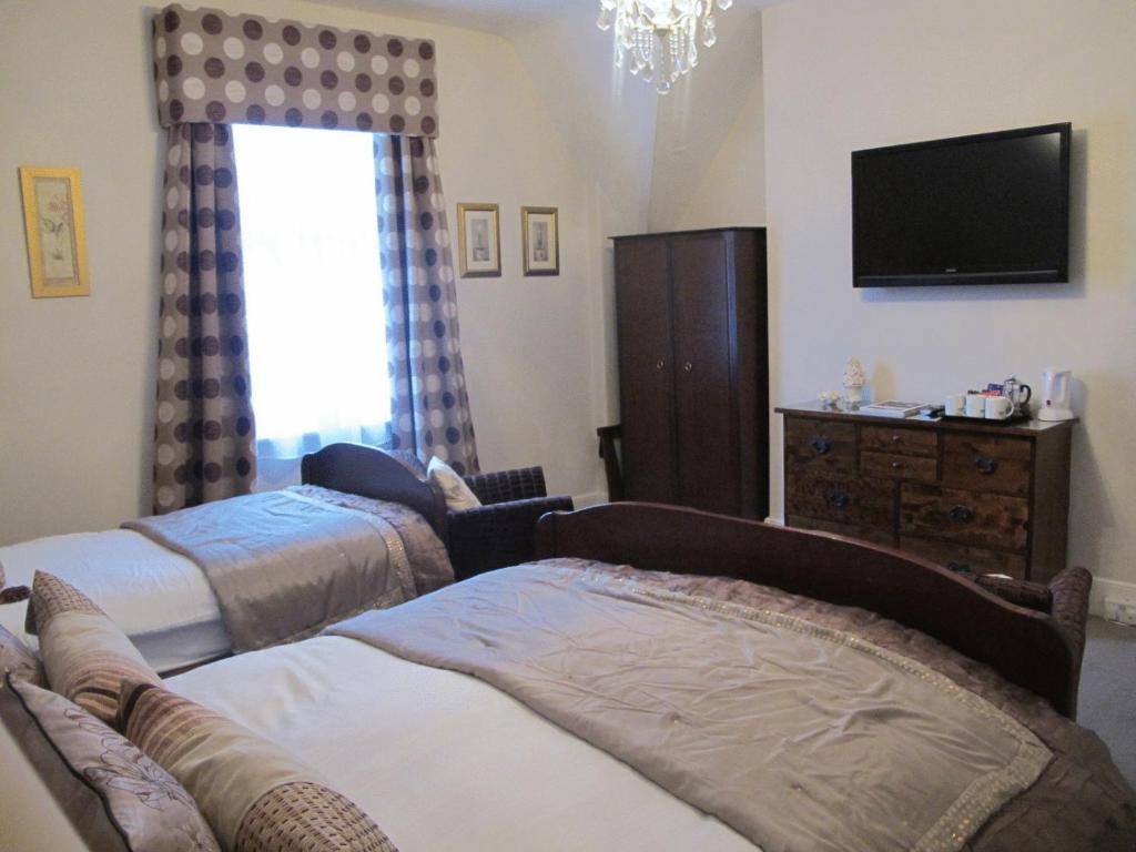 The Holme Lea Manor Apartment