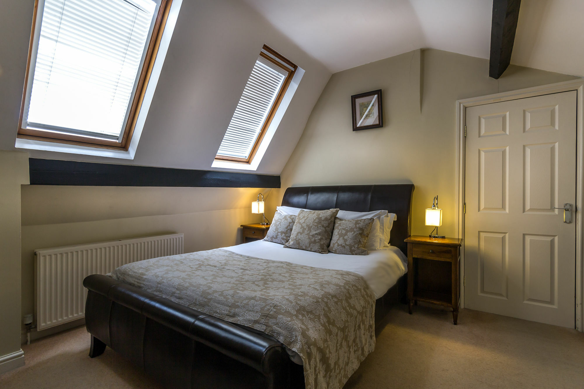 Clementines Town House Hotel, Bw Premier Collection
