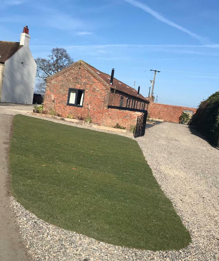 Thrush Nest - Wren Sleeps 4, 2 Bedrooms & Stable Sleeps 2, 1 Bedroom * York