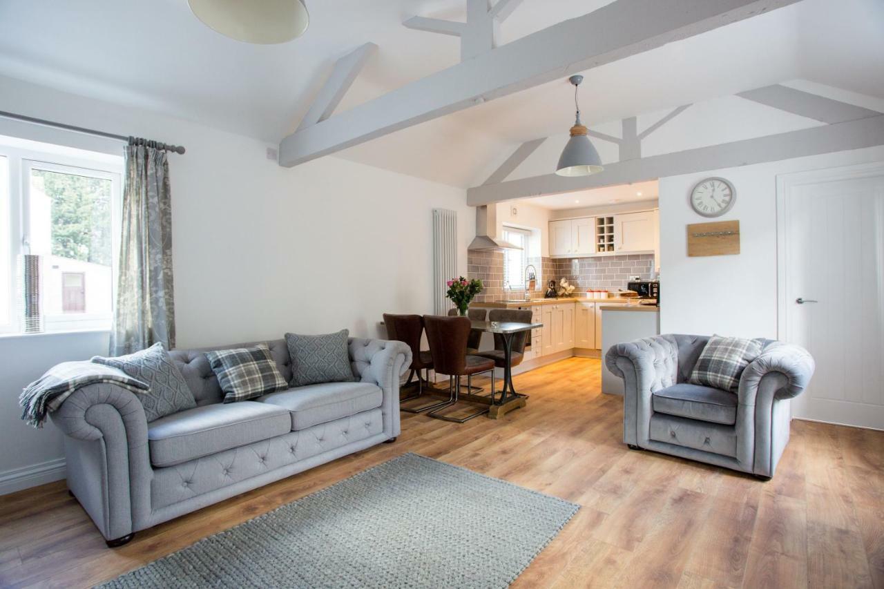 Thrush Nest - Wren Sleeps 4, 2 Bedrooms & Stable Sleeps 2, 1 Bedroom Holiday home York