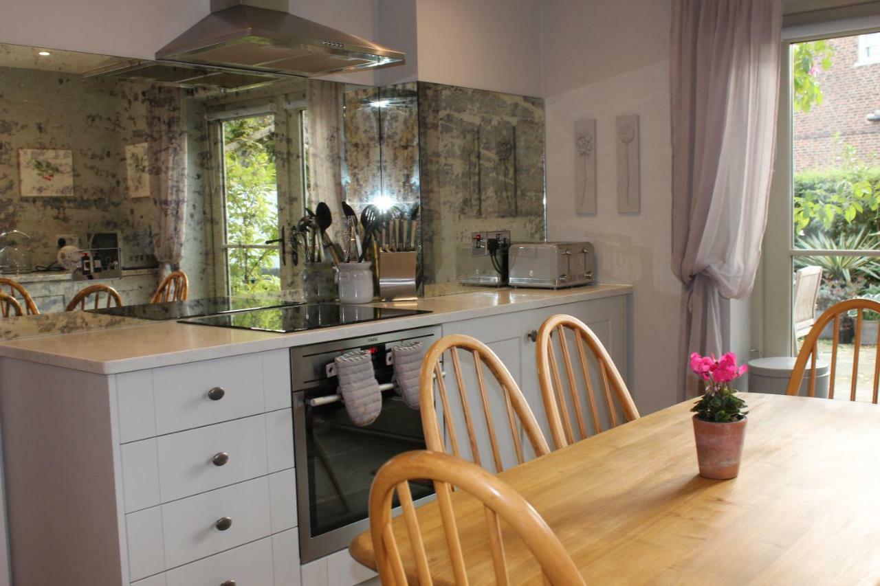 Apartment The Old Post Office Pretty Village 20min From York