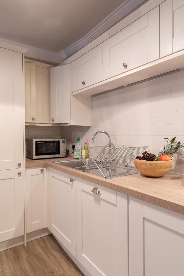 3, 71 Micklegate, *