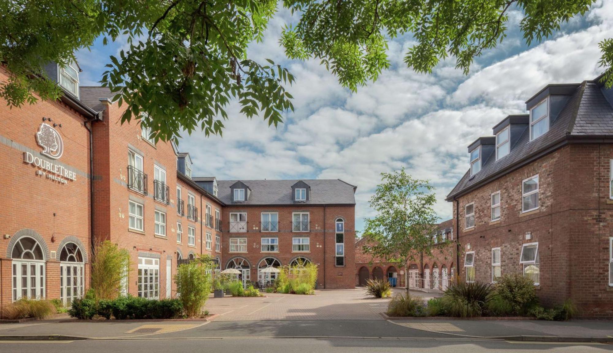 Top Hotels in York City Centre to Secure Your Stay